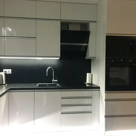 Apartament Jakub Daire *